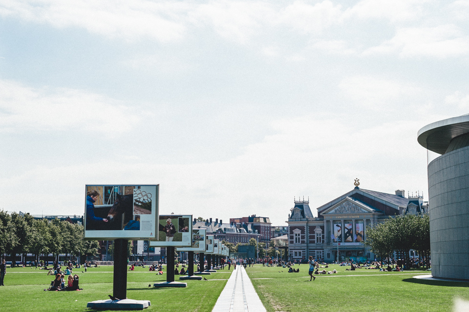 Rejoignez la page Facebook de Un+Un Photographie http://www.facebook.com/UnPlusUnPhotographie