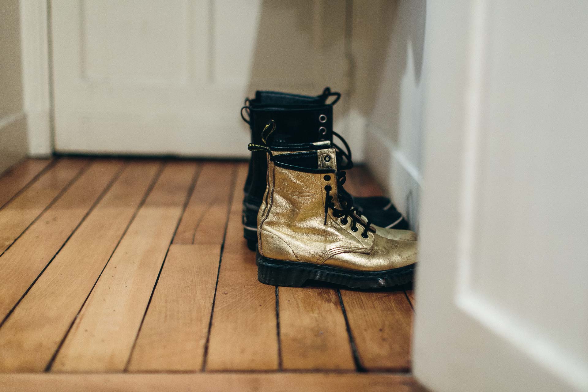 Intimate Engagement Session in Paris by Jean-Laurent Gaudy Photography