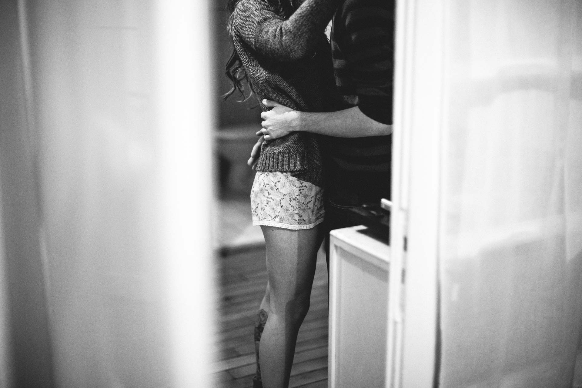 Intimate Engagement Session in Paris by Jean-Laurent Gaudy Photography