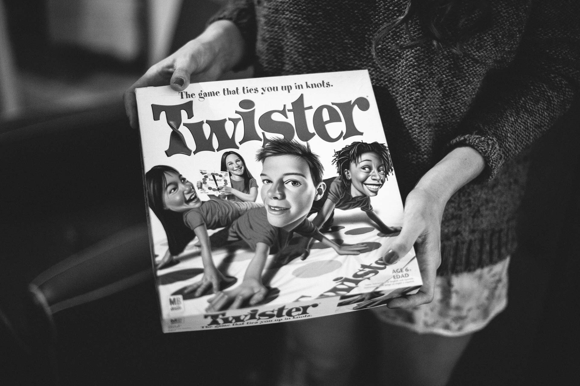 Intimate Engagement Session in Paris by Jean-Laurent Gaudy Photography