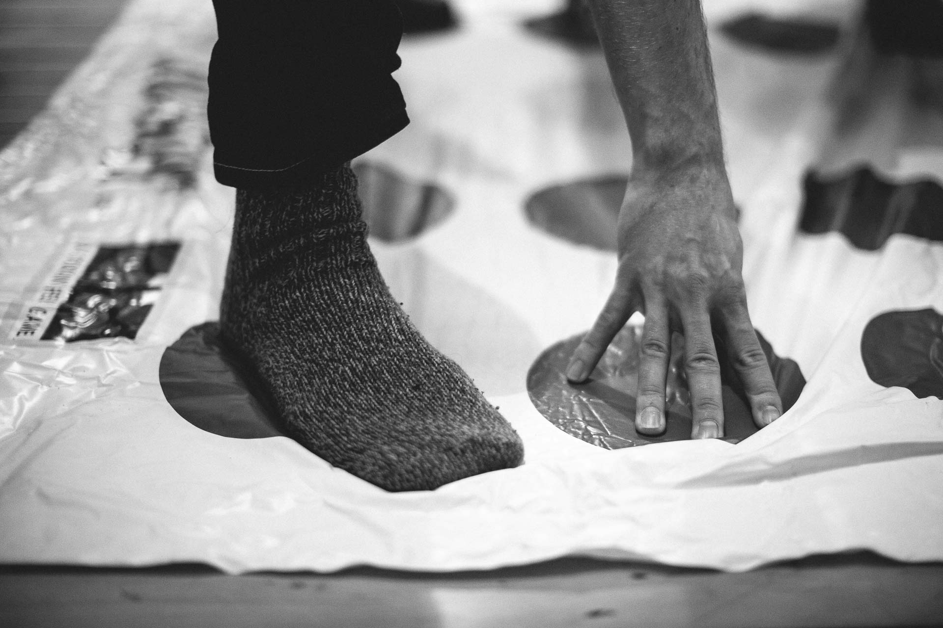 Intimate Engagement Session in Paris by Jean-Laurent Gaudy Photography