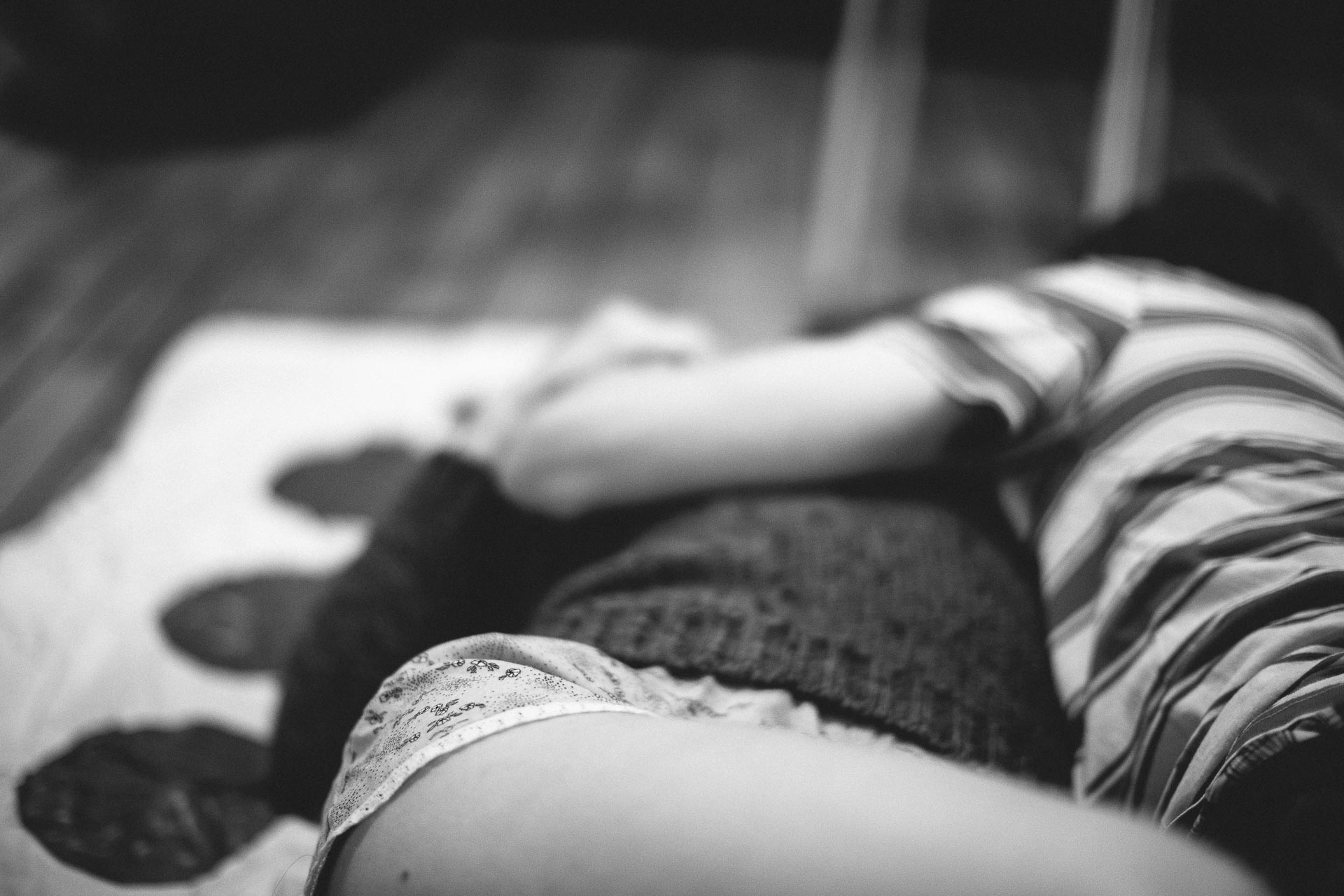 Intimate Engagement Session in Paris by Jean-Laurent Gaudy Photography