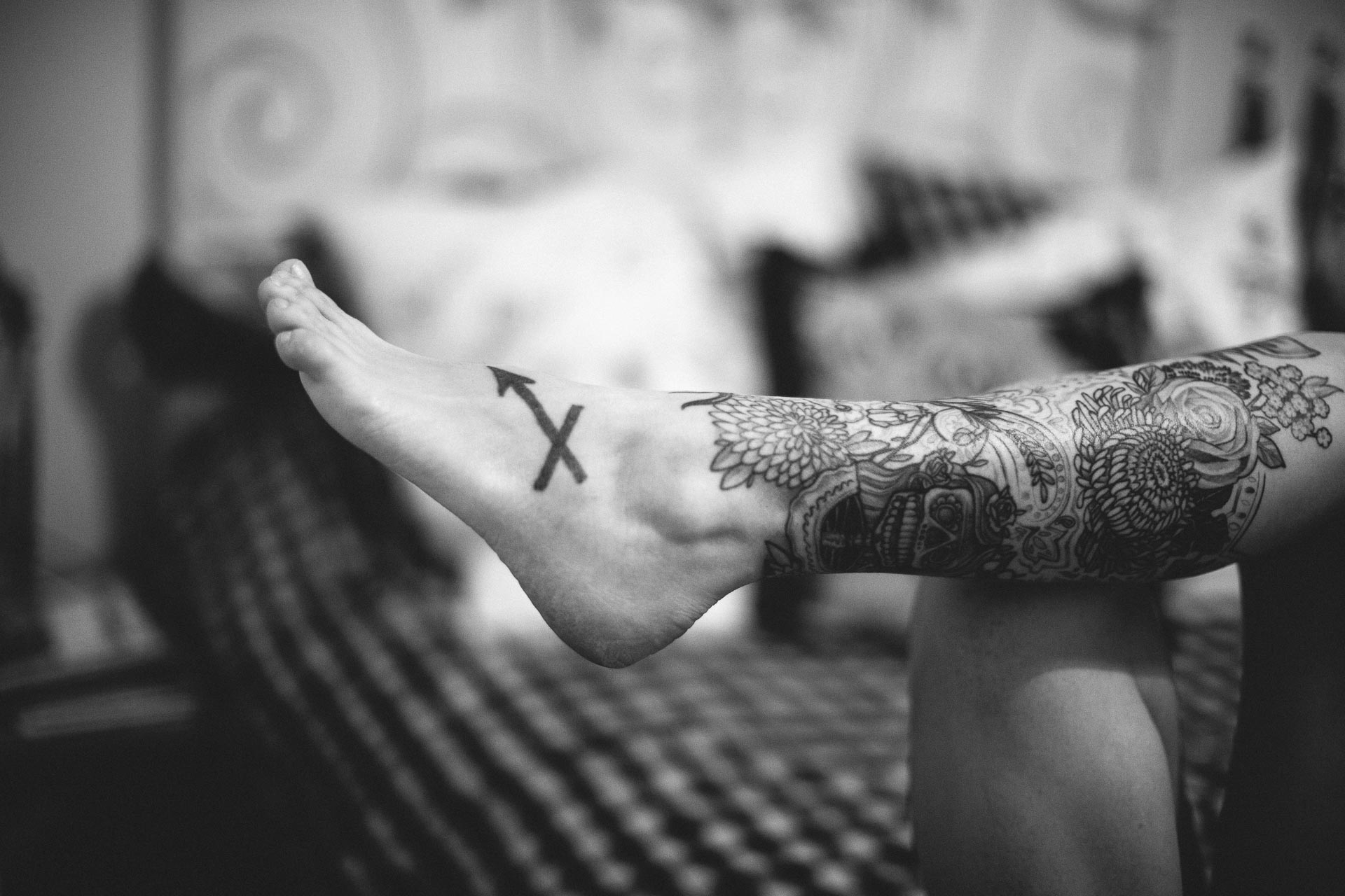 Intimate Engagement Session in Paris by Jean-Laurent Gaudy Photography