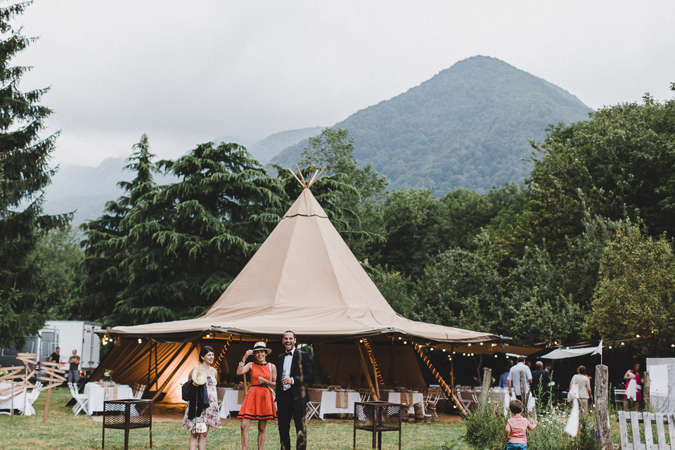 Jennifer & Guillaume Music Festival Wedding France by Jean-Laurent Gaudy Photography