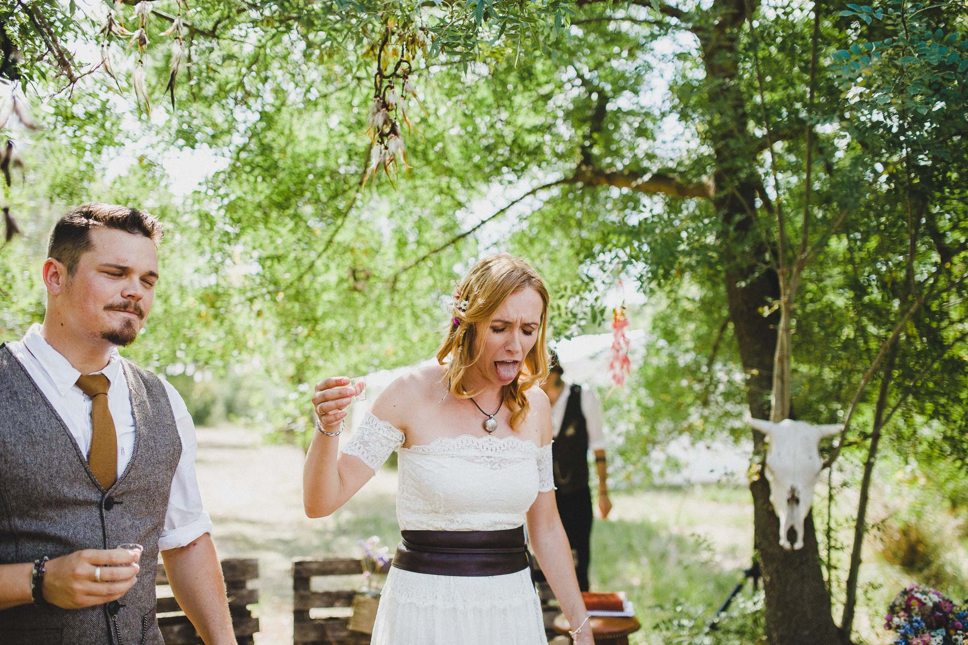 Lea & David Americana Folk Wedding France by Jean-Laurent Gaudy Photography-15