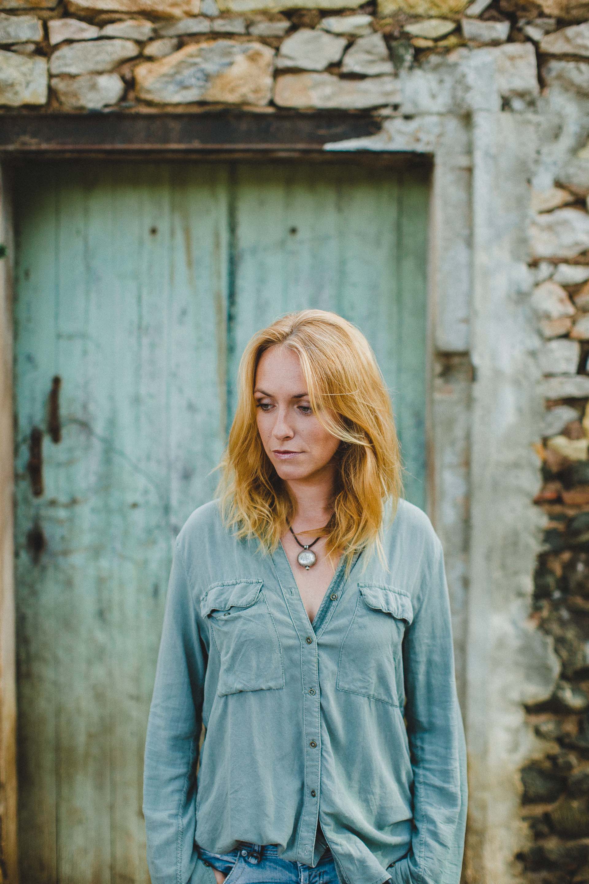 Lea & David Americana Folk Wedding France by Jean-Laurent Gaudy Photography-2