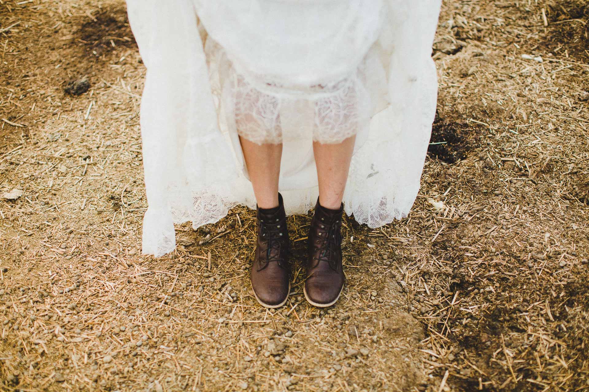 Lea & David Americana Folk Wedding France by Jean-Laurent Gaudy Photography-8