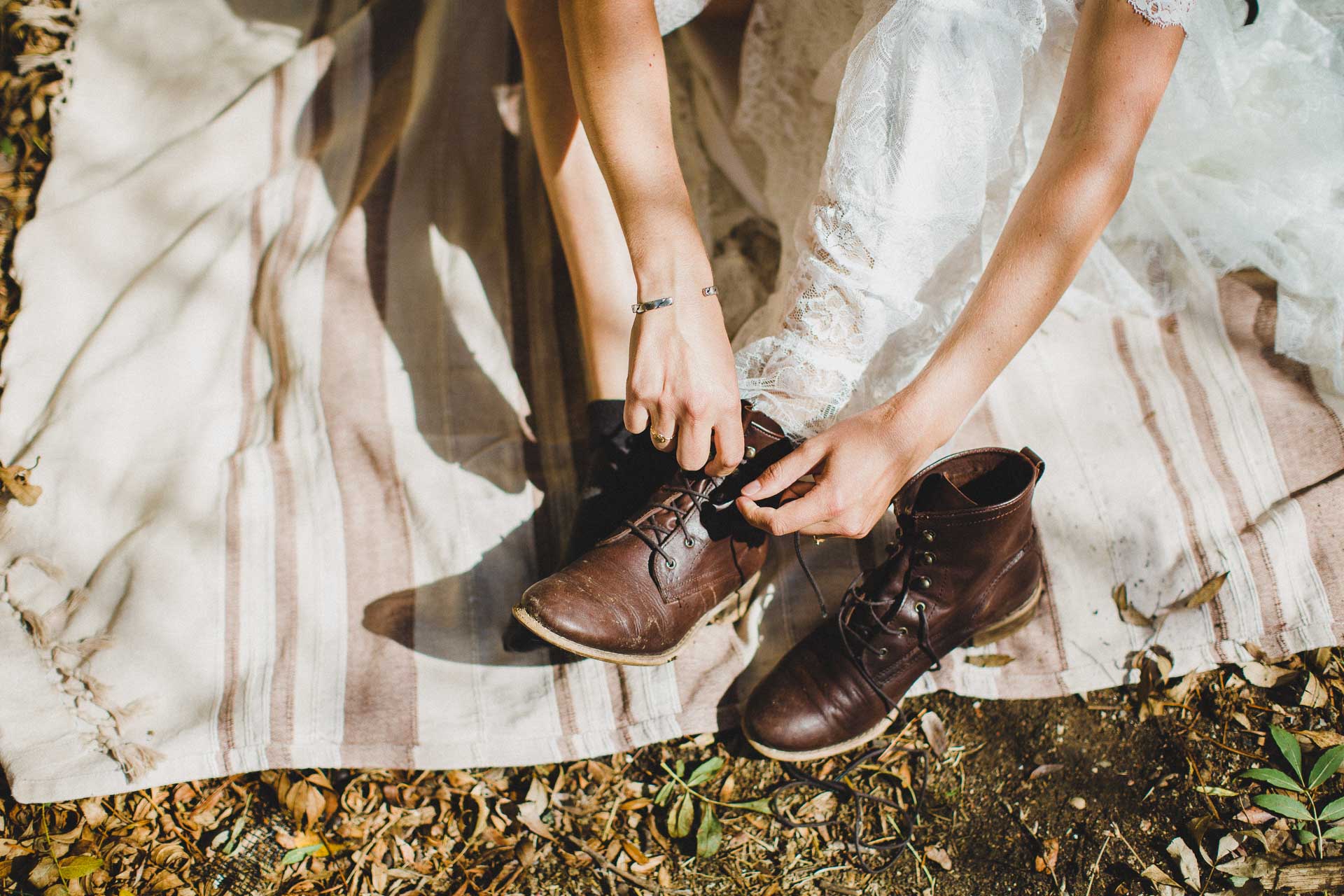 Lea & David Americana Folk Wedding France by Jean-Laurent Gaudy Photography