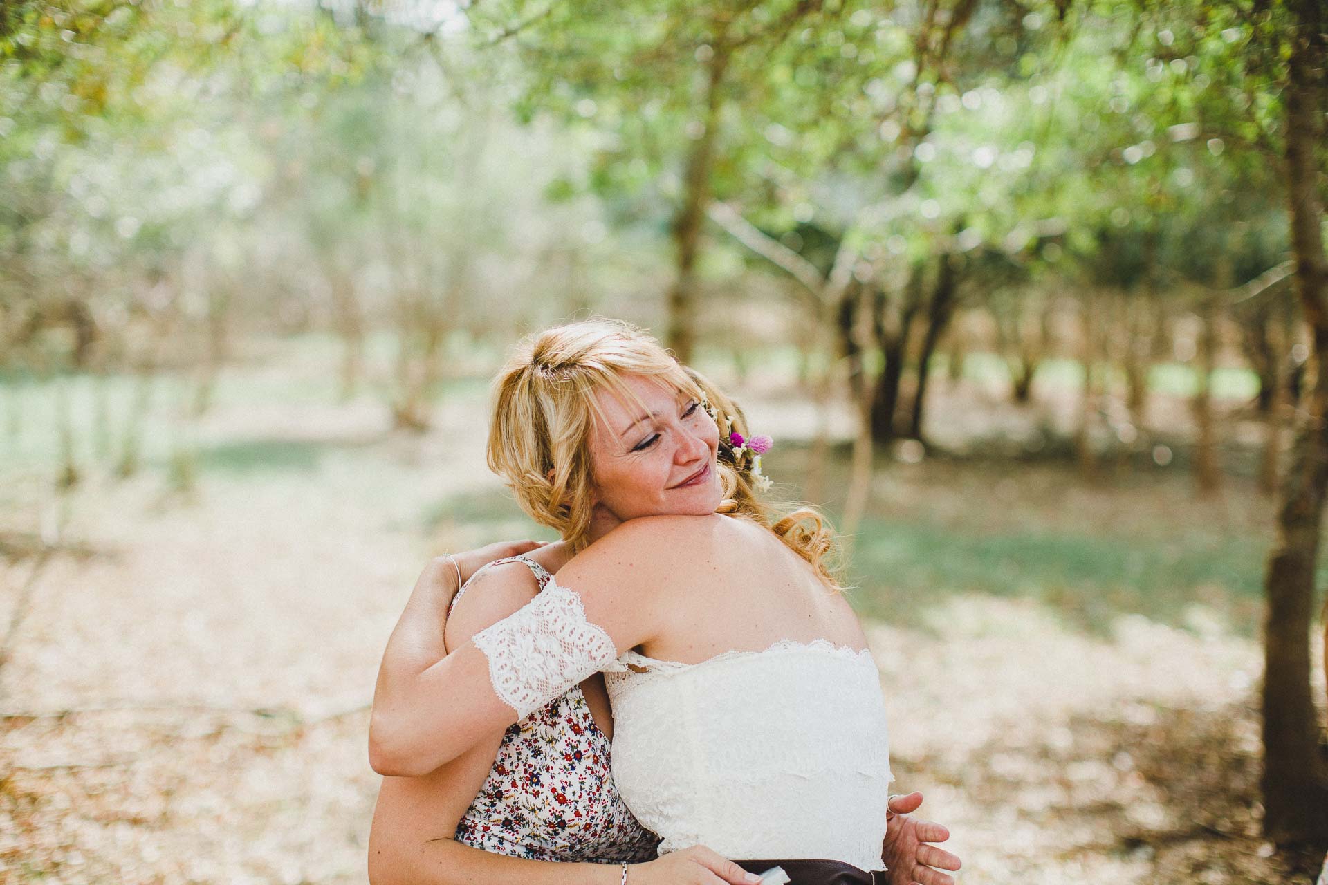Lea & David Americana Folk Wedding France by Jean-Laurent Gaudy Photography