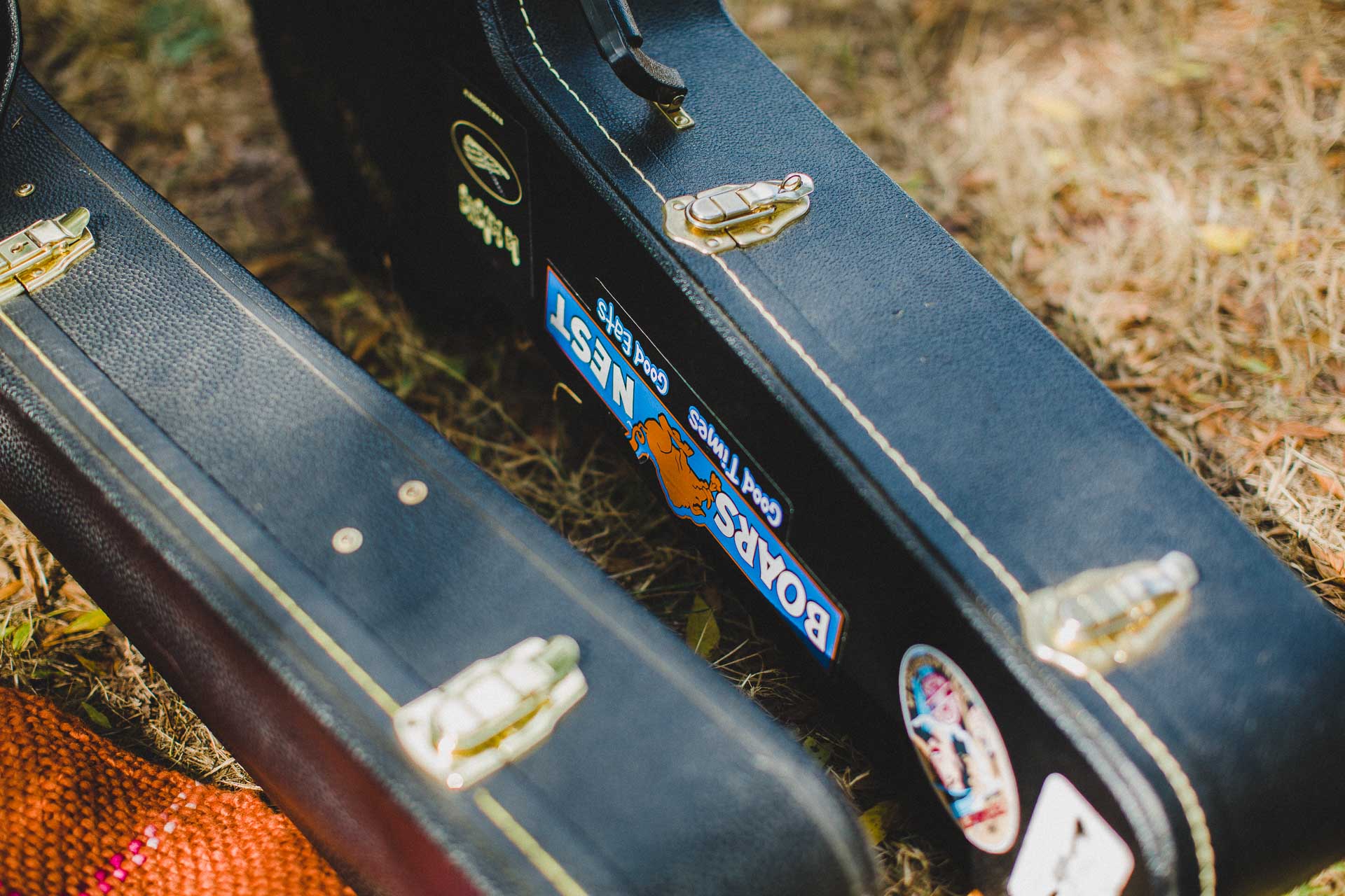 Lea & David Americana Folk Wedding France by Jean-Laurent Gaudy Photography