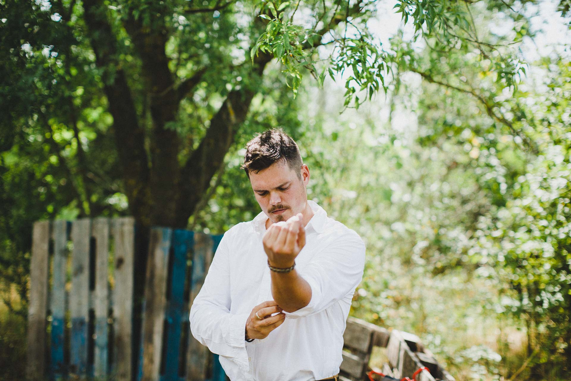 Lea & David Americana Folk Wedding France by Jean-Laurent Gaudy Photography