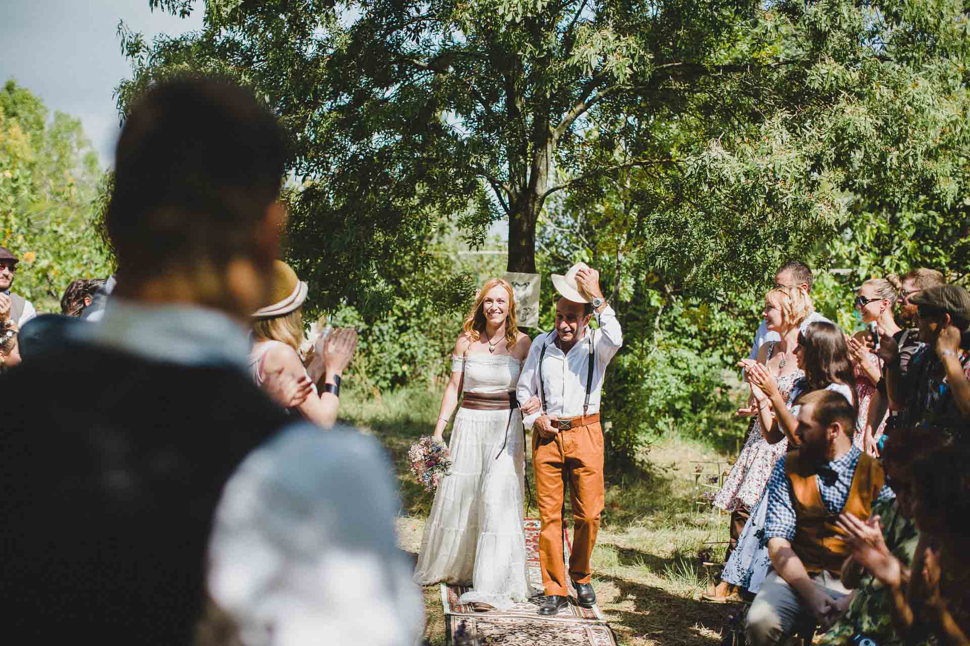 Lea & David Americana Folk Wedding France by Jean-Laurent Gaudy Photography