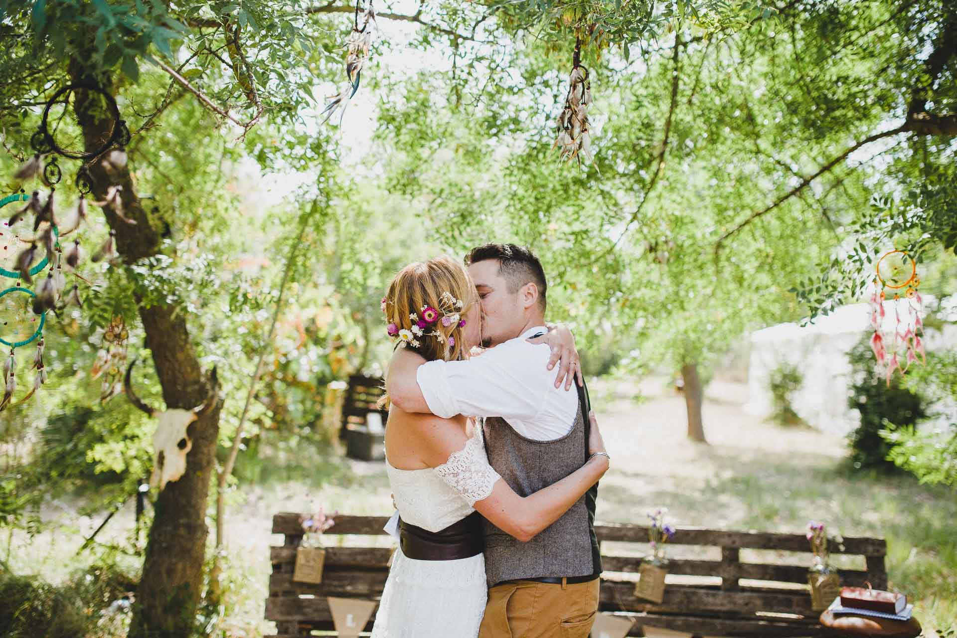 Lea & David Americana Folk Wedding France by Jean-Laurent Gaudy Photography