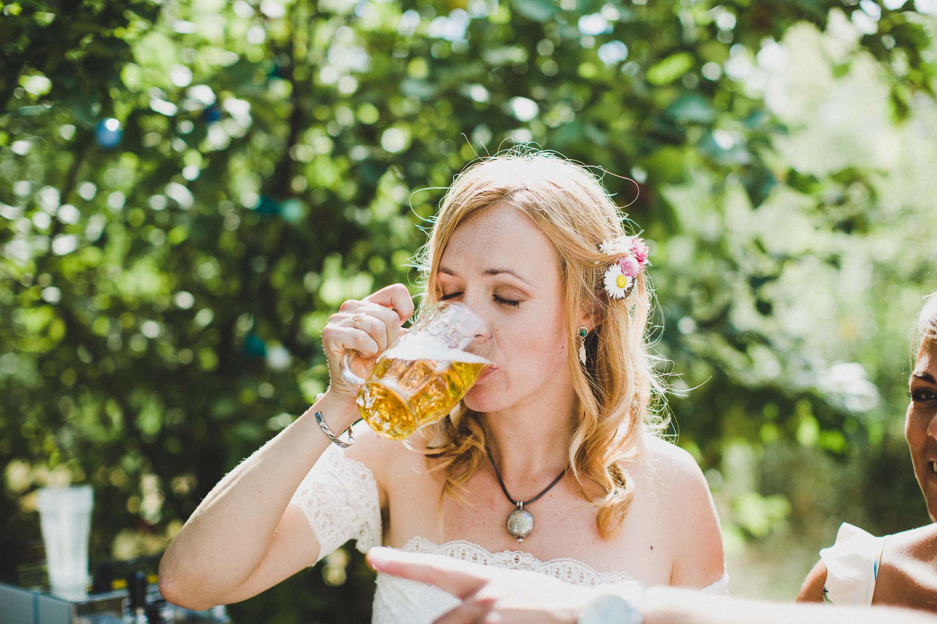 Lea & David Americana Folk Wedding France by Jean-Laurent Gaudy Photography