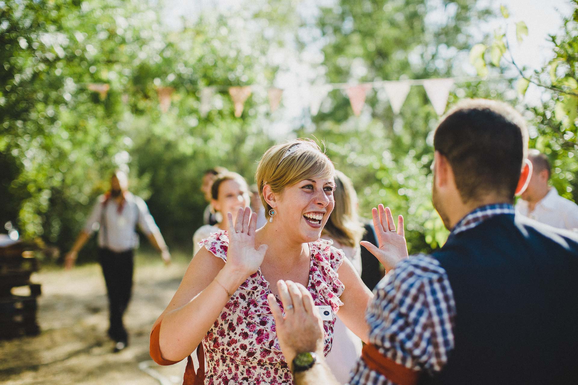 Lea & David Americana Folk Wedding France by Jean-Laurent Gaudy Photography