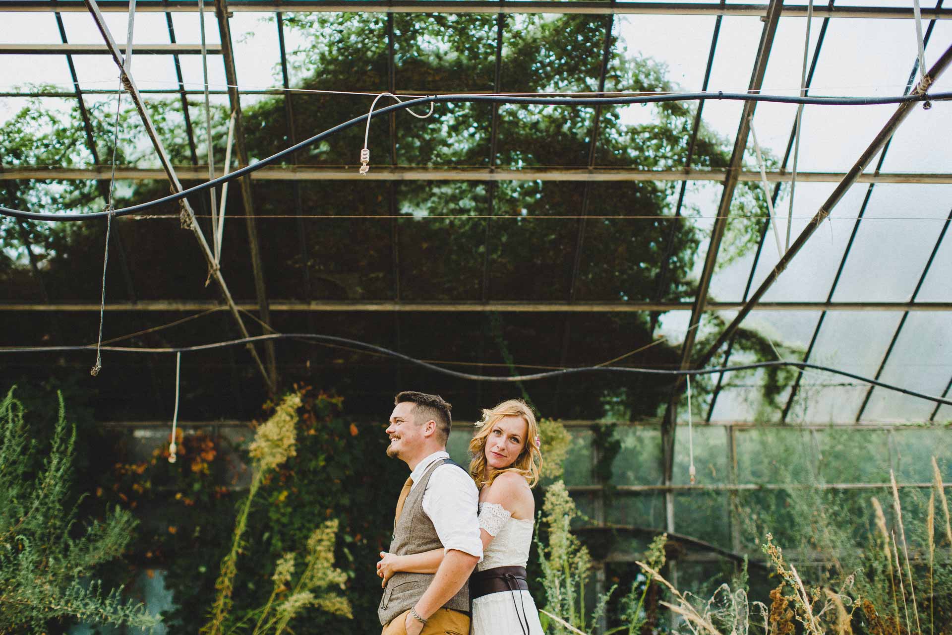 Lea & David Americana Folk Wedding France by Jean-Laurent Gaudy Photography
