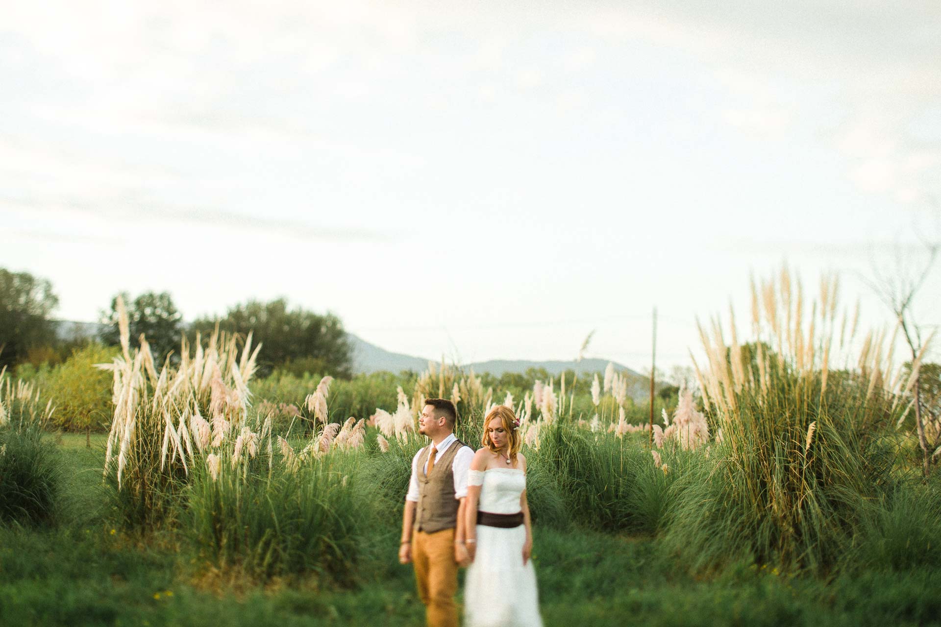 Lea & David Americana Folk Wedding France by Jean-Laurent Gaudy Photography