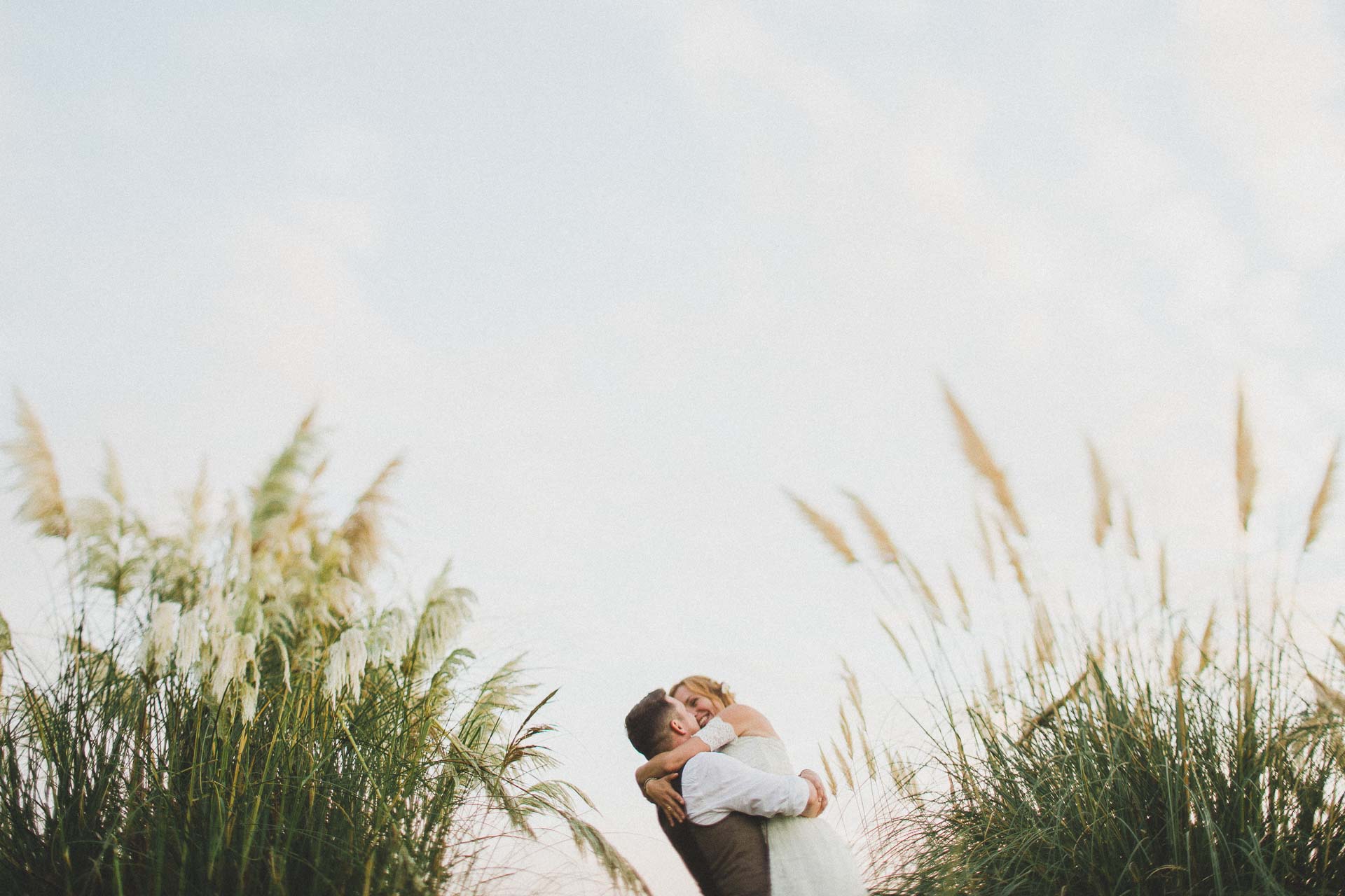 Lea & David Americana Folk Wedding France by Jean-Laurent Gaudy Photography