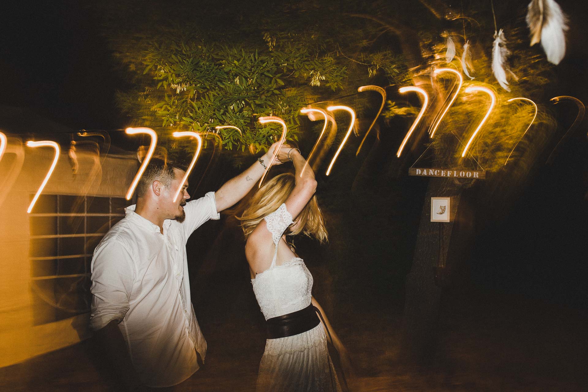 Lea & David Americana Folk Wedding France by Jean-Laurent Gaudy Photography
