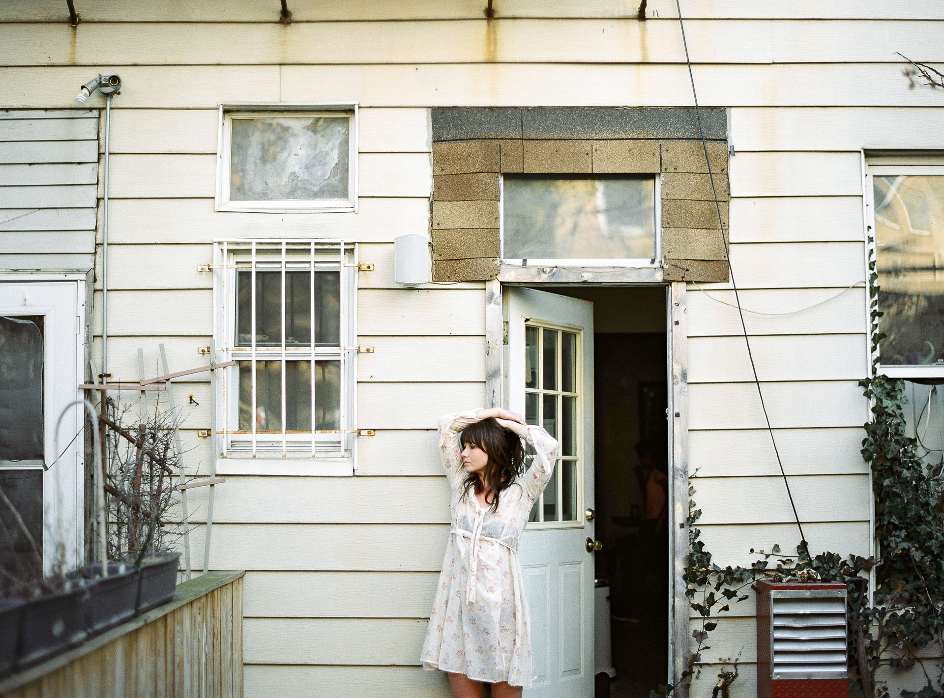 Jacquelyne Portrait Williamsburg Photographer by Jean-Laurent Gaudy Photography