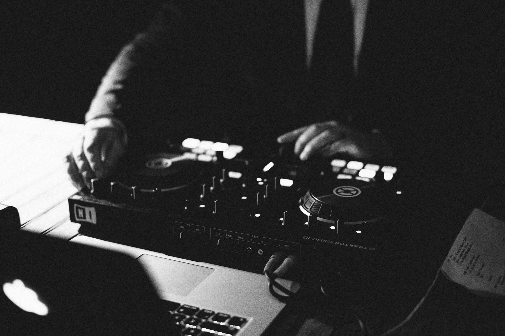 Shawna & Josh Ranch Wedding in Maryland by Jean-Laurent Gaudy Photography