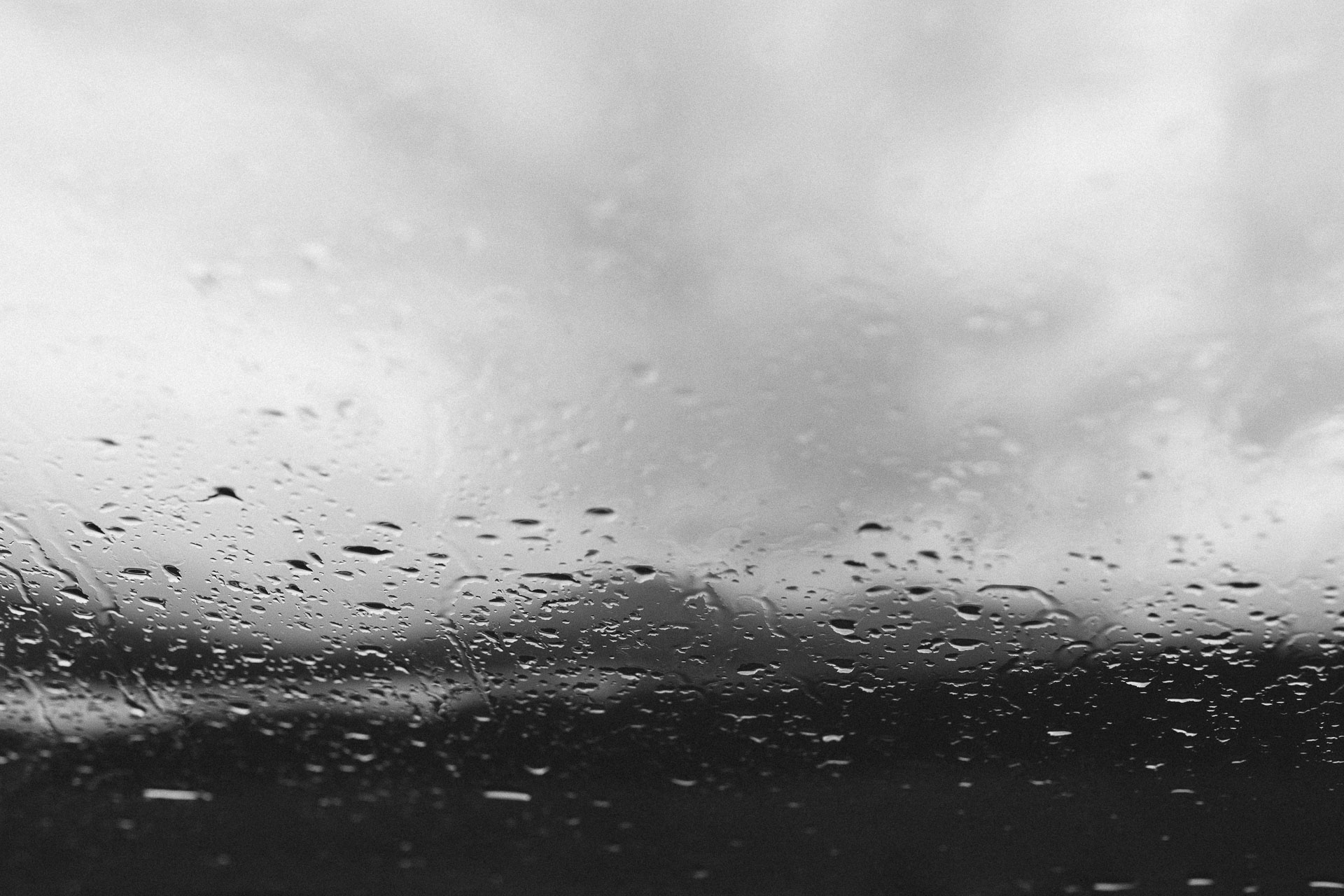 Isle Of Skye Intimate Elopement in Scotland by Jean-Laurent Gaudy Photography