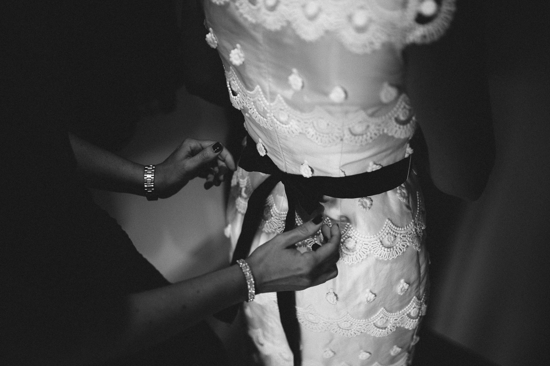 Isle Of Skye Intimate Elopement in Scotland by Jean-Laurent Gaudy Photography