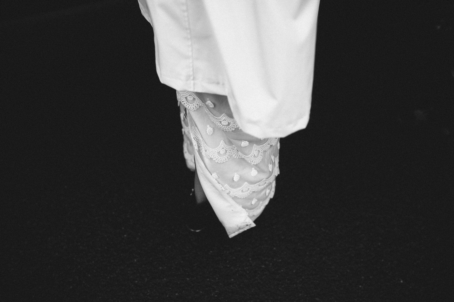 Isle Of Skye Intimate Elopement in Scotland by Jean-Laurent Gaudy Photography