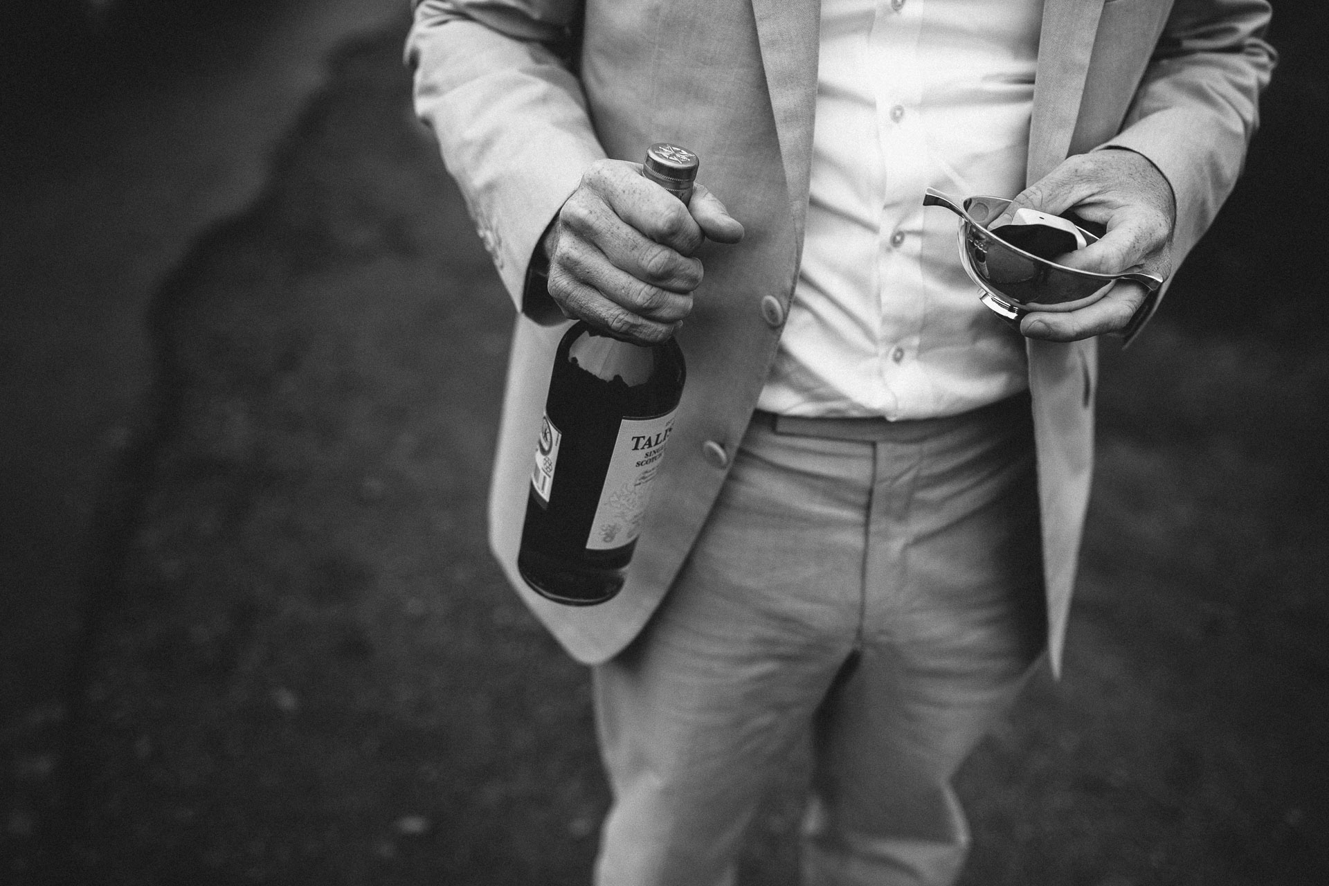 Isle Of Skye Intimate Elopement in Scotland by Jean-Laurent Gaudy Photography