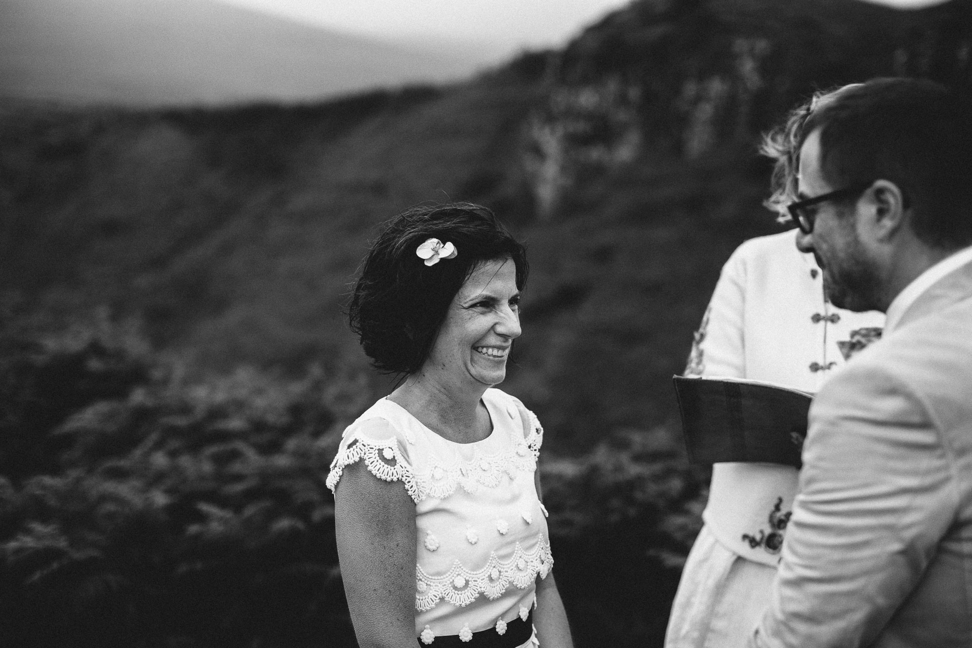 Isle Of Skye Intimate Elopement in Scotland by Jean-Laurent Gaudy Photography