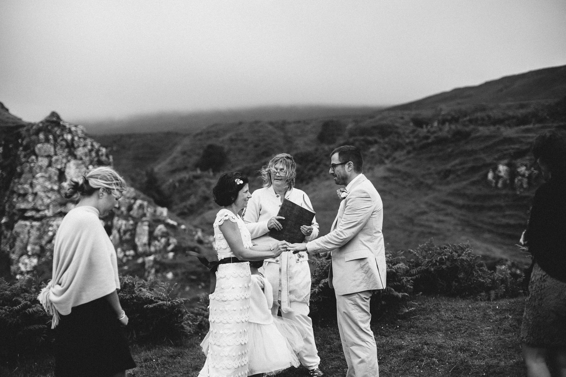 Isle Of Skye Intimate Elopement in Scotland by Jean-Laurent Gaudy Photography