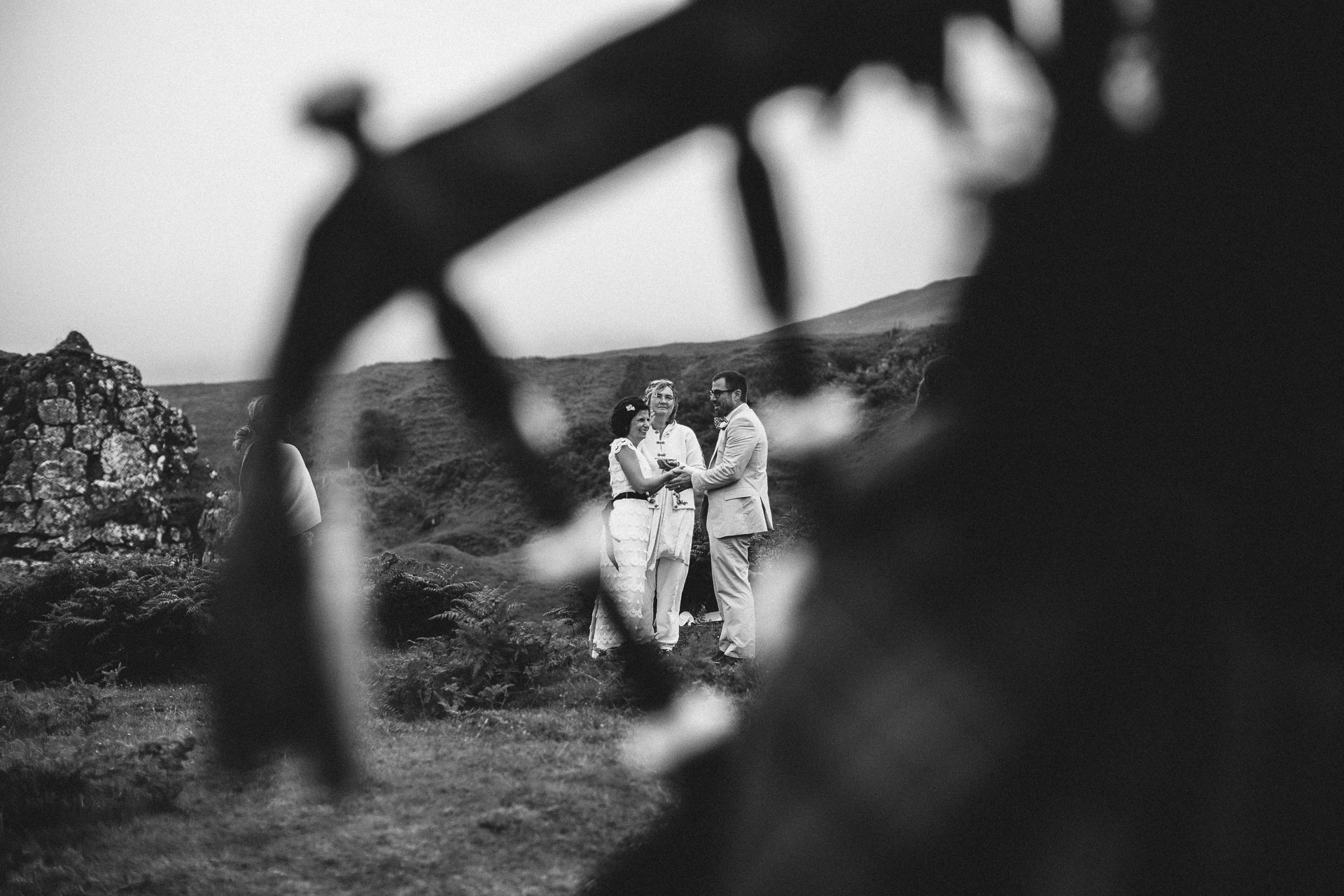 Isle Of Skye Intimate Elopement in Scotland by Jean-Laurent Gaudy Photography