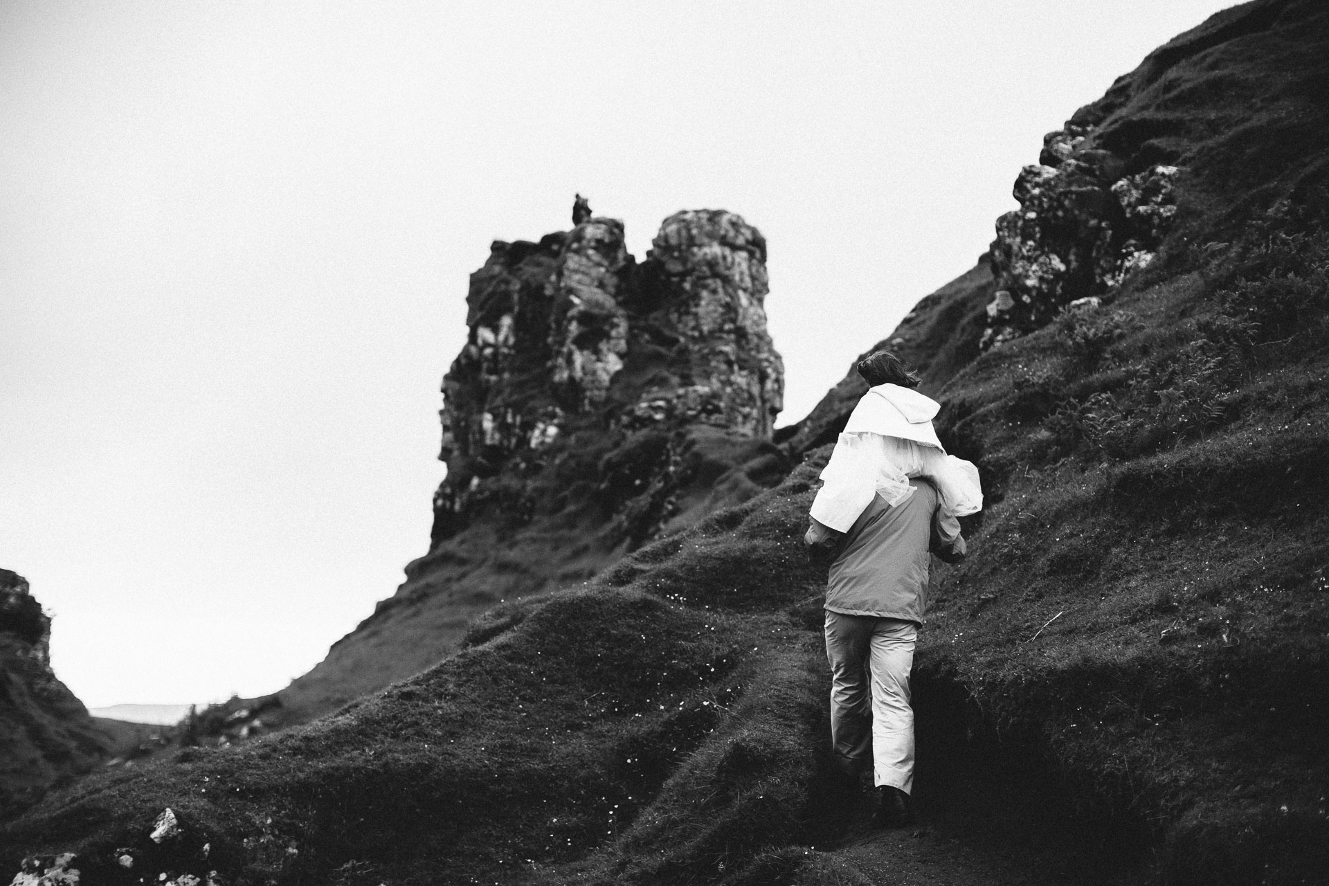 Isle Of Skye Intimate Elopement in Scotland by Jean-Laurent Gaudy Photography