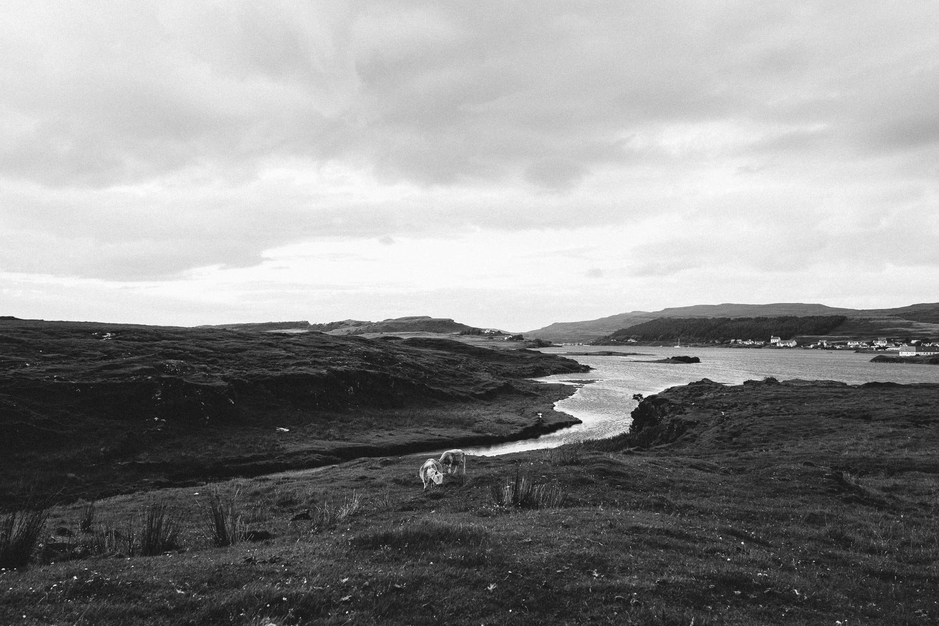 Isle Of Skye Intimate Elopement in Scotland by Jean-Laurent Gaudy Photography