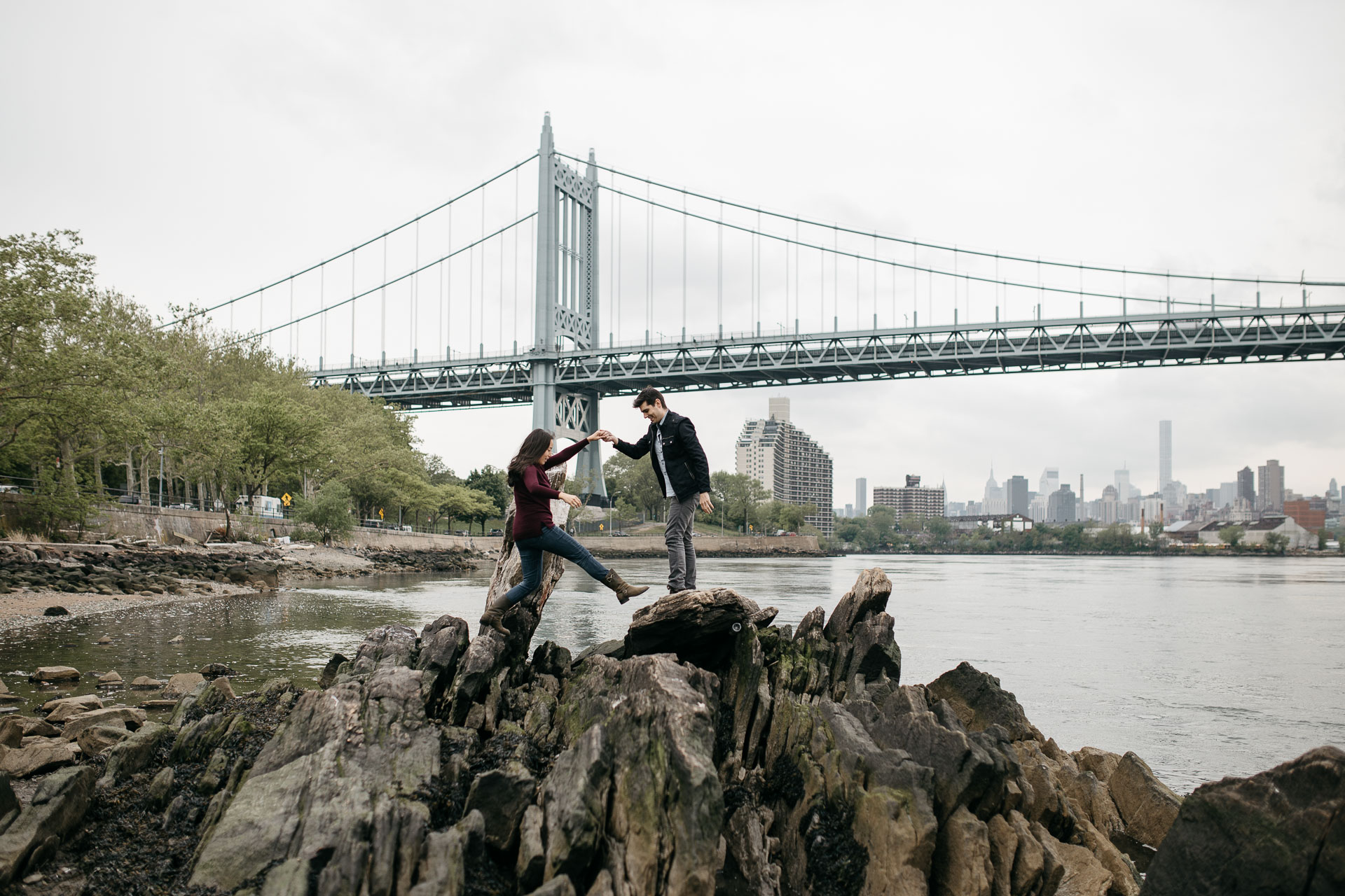 Astoria Engagement in New York by Jean-Laurent Gaudy Photography-2