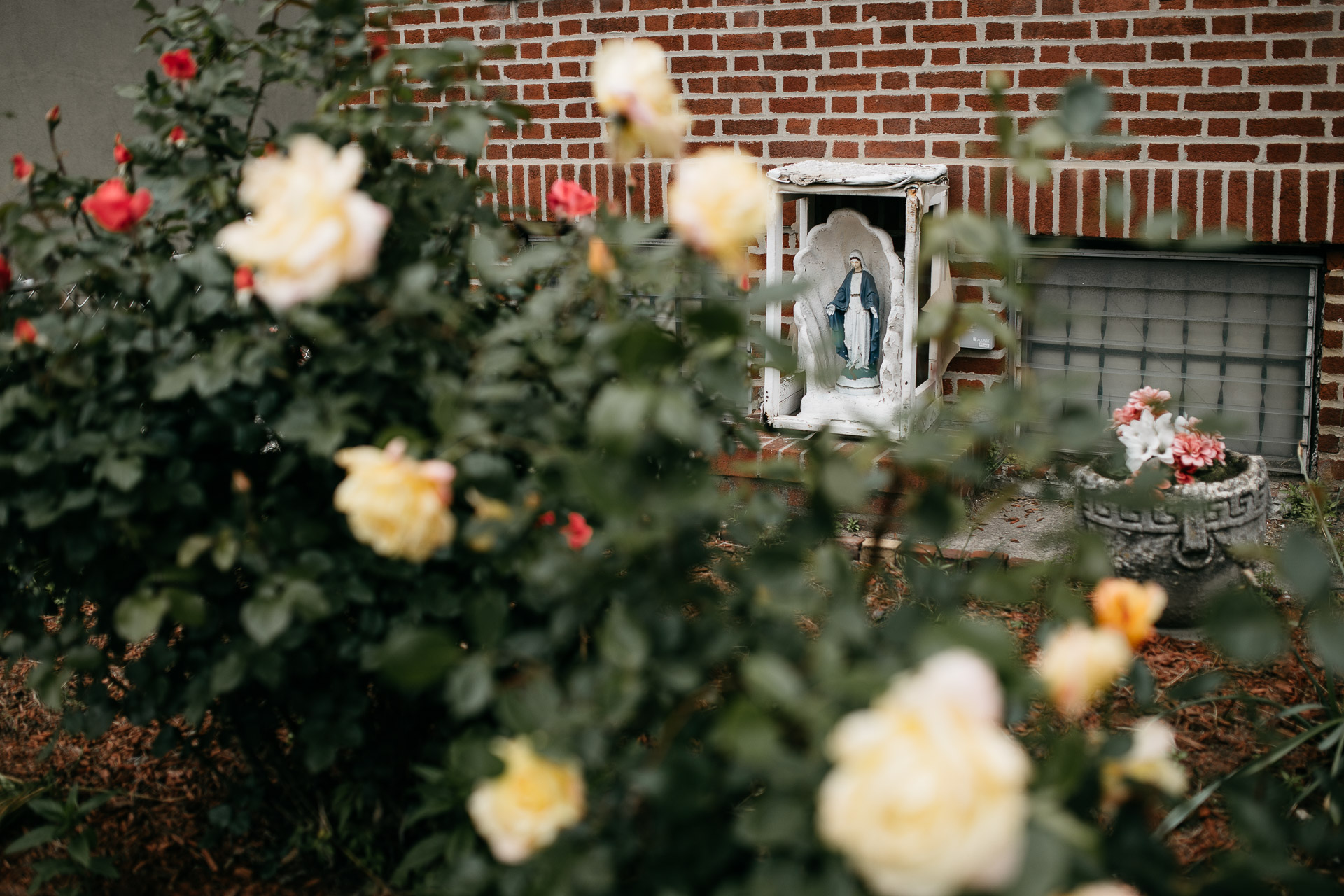 Astoria Engagement in New York by Jean-Laurent Gaudy Photography