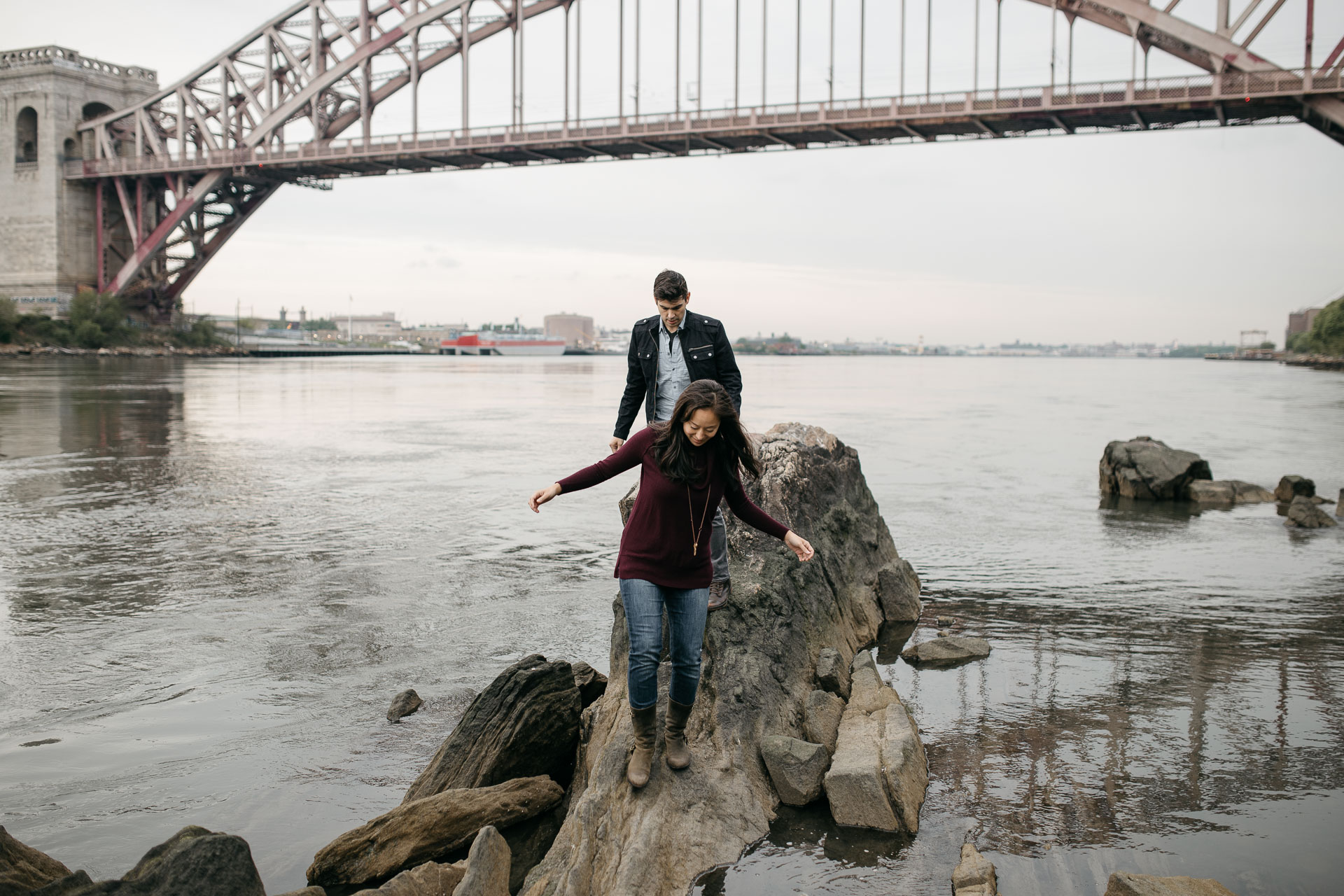 Astoria Engagement in New York by Jean-Laurent Gaudy Photography-2