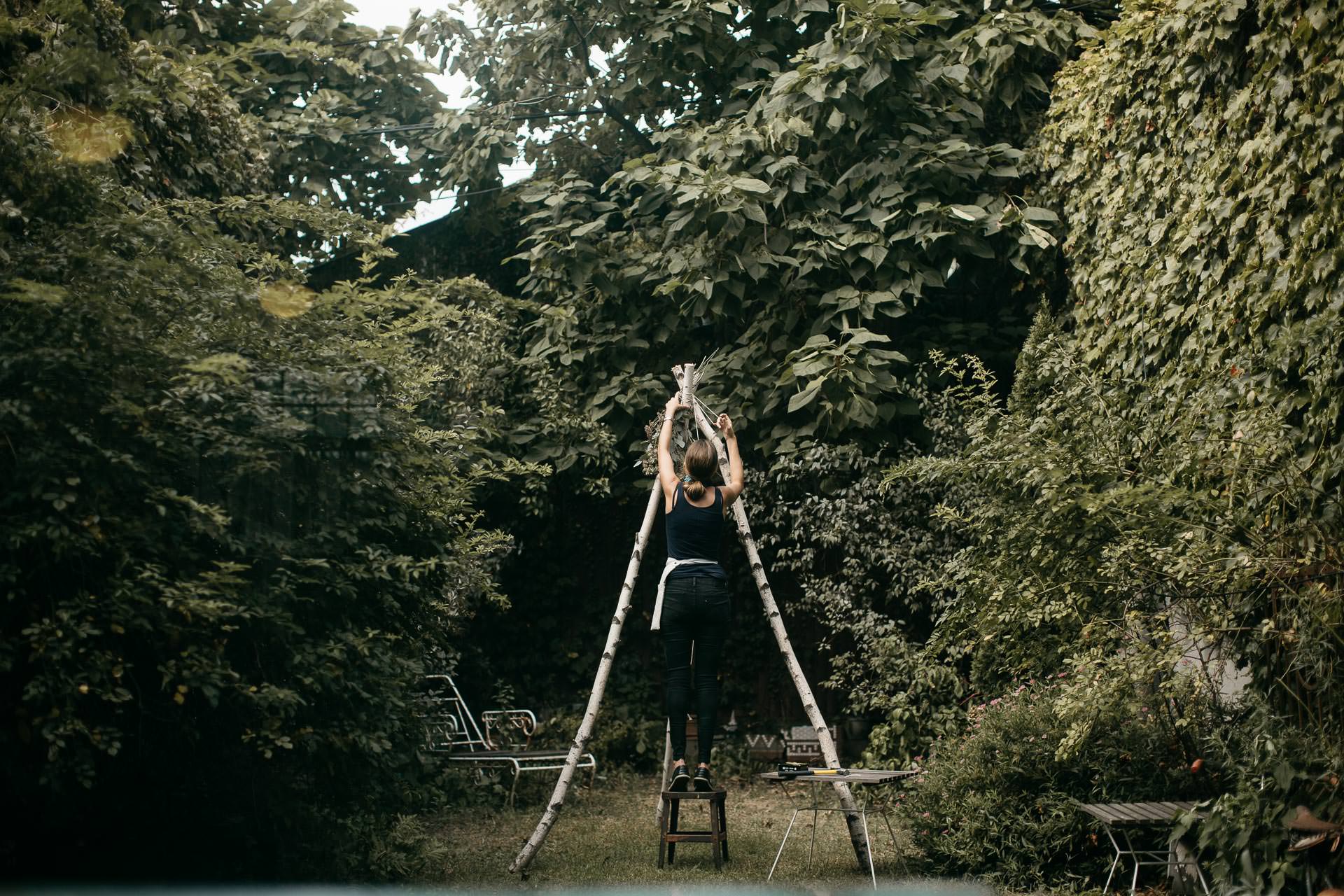 Beth & Levi's backyard Elopement in Brooklyn by Jean-Laurent Gaudy
