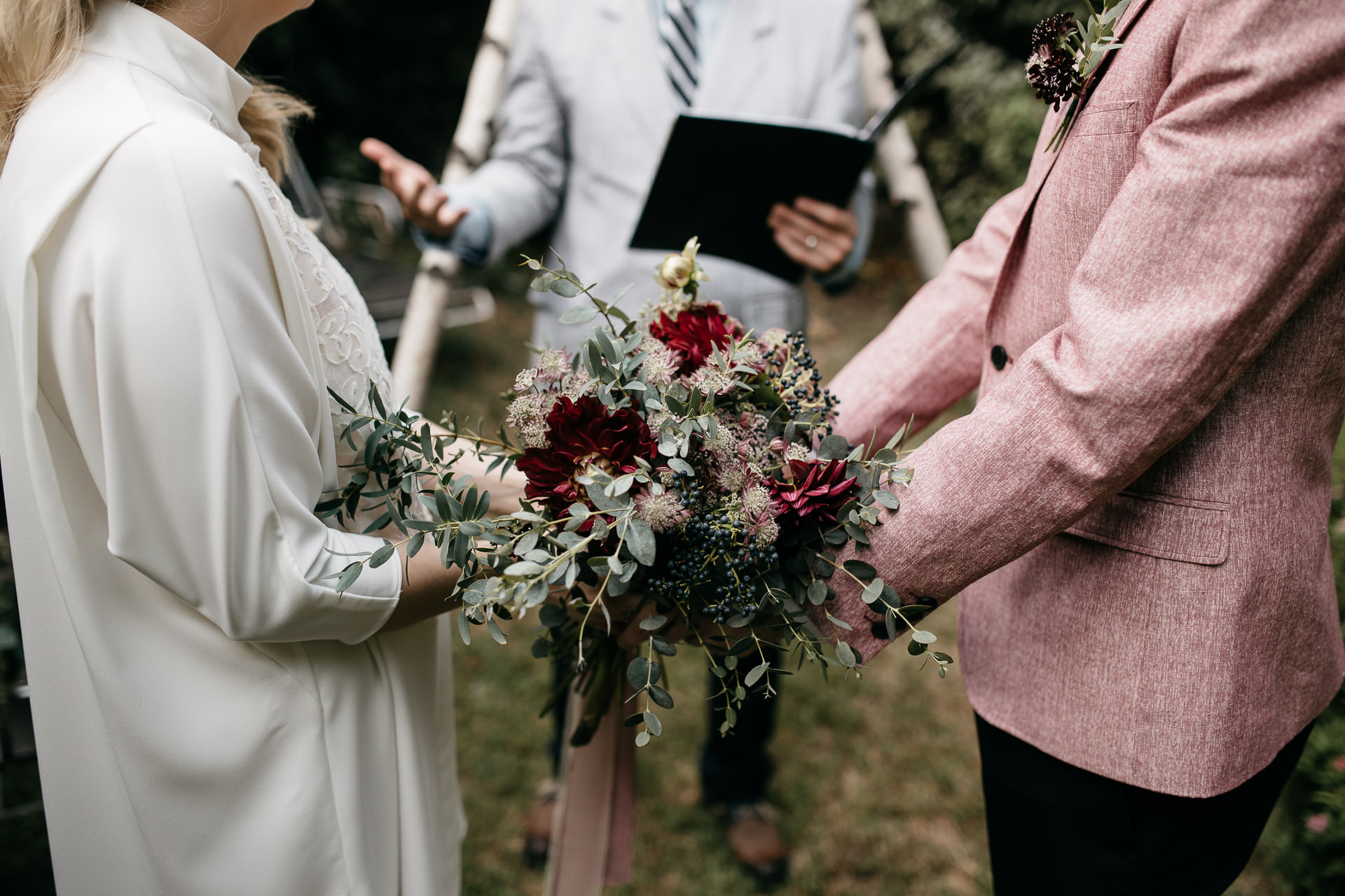 Beth & Levi's backyard Elopement in Brooklyn by Jean-Laurent Gaudy