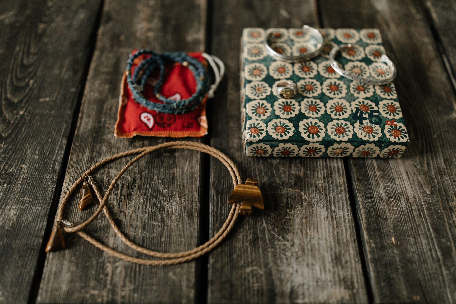 Boho Catskills Wedding at Foxfire Mountain House, NY by Jean-Laurent Gaudy Photography
