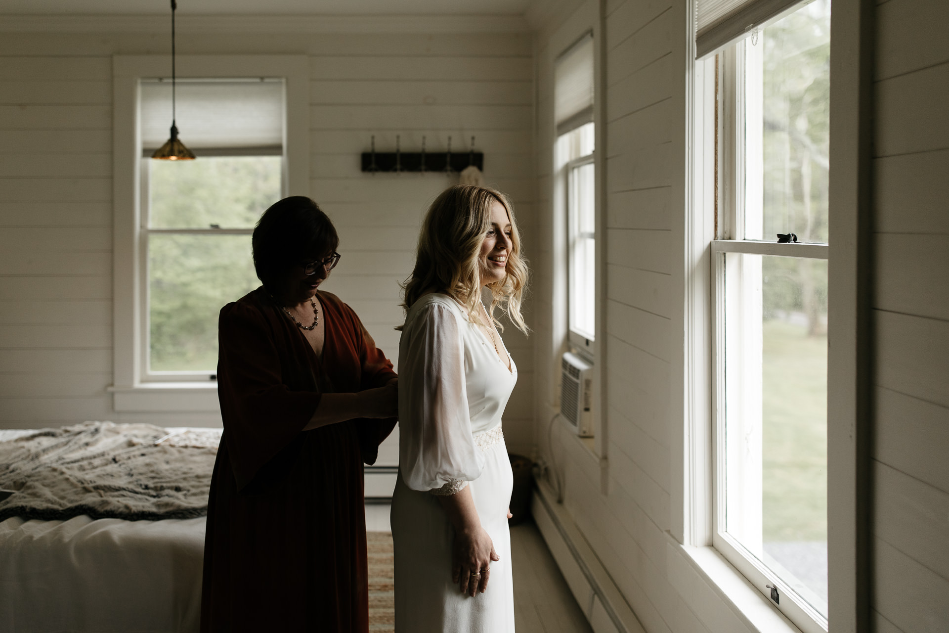 Boho Catskills Wedding at Foxfire Mountain House, NY by Jean-Laurent Gaudy Photography