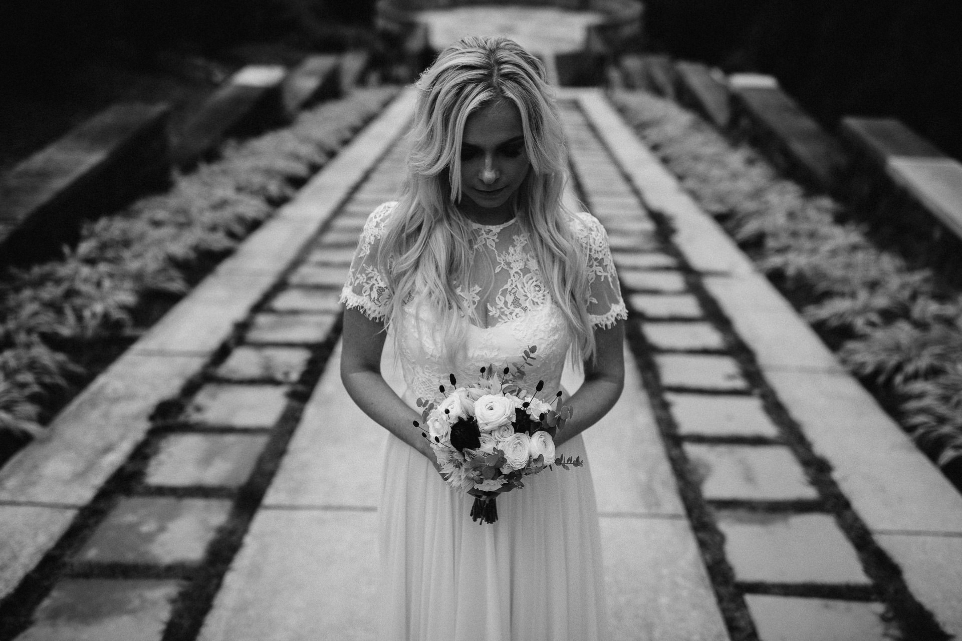 Elopement Untermyer Gardens in New York City by Jean-Laurent Gaudy