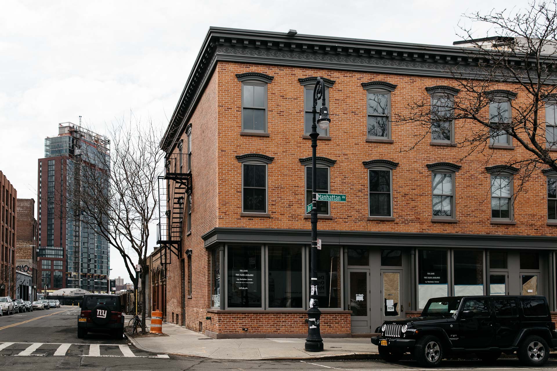 Courtney & Hank Wedding Wedding Brooklyn Box House Hotel, New York, by Jean-Laurent Gaudy