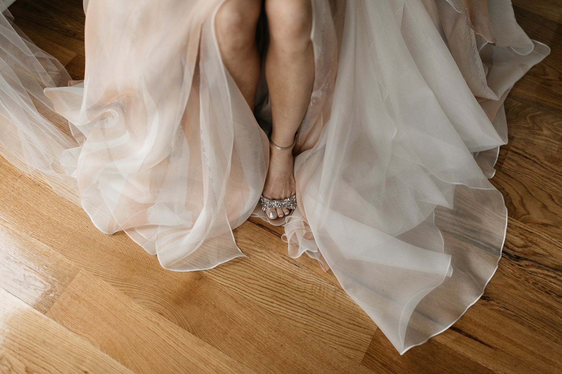 Courtney & Hank Wedding Wedding Brooklyn Box House Hotel, New York, by Jean-Laurent Gaudy