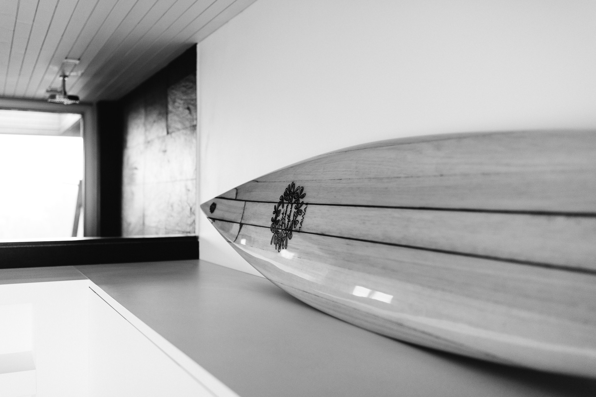 Boho Intimate Wedding France, Biarritz, by Jean-Laurent Gaudy