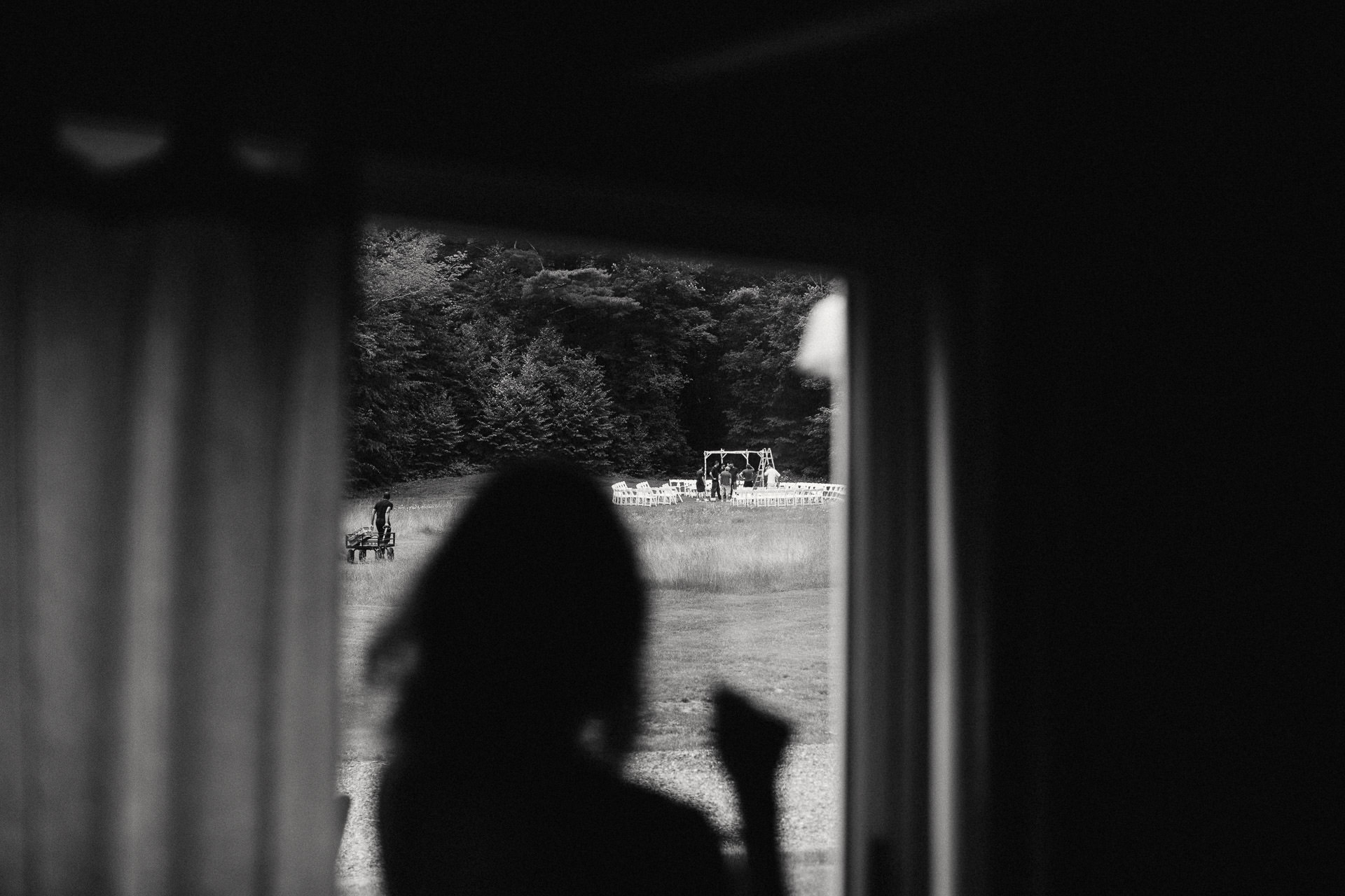 Rachel & David Boho Catskills wedding at Foxfire Moutain House by Jean-Laurent Gaudy