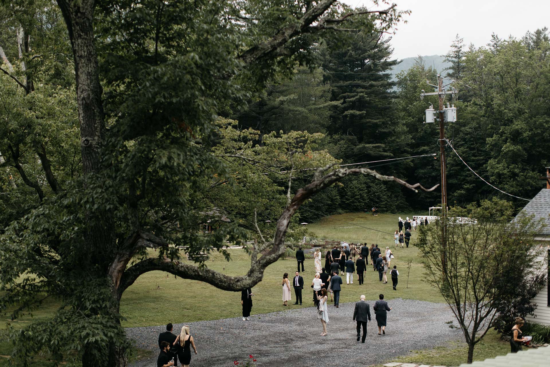 Rachel & David Boho Catskills wedding at Foxfire Moutain House by Jean-Laurent Gaudy