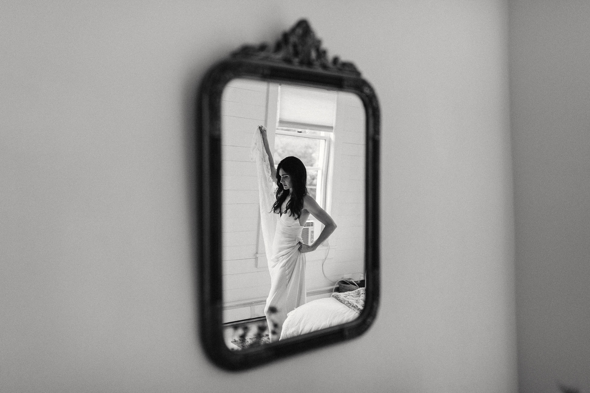 Rachel & David Boho Catskills wedding at Foxfire Moutain House by Jean-Laurent Gaudy