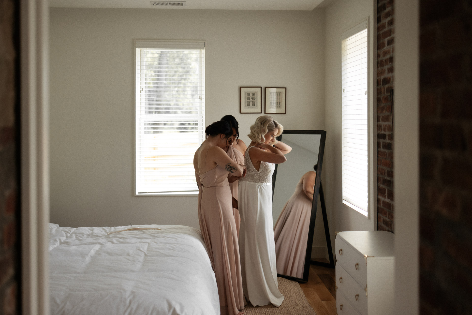 Chelsea & Sean Industrial wedding upstate at Hutton Brickyards wedding by Jean-Laurent Gaudy