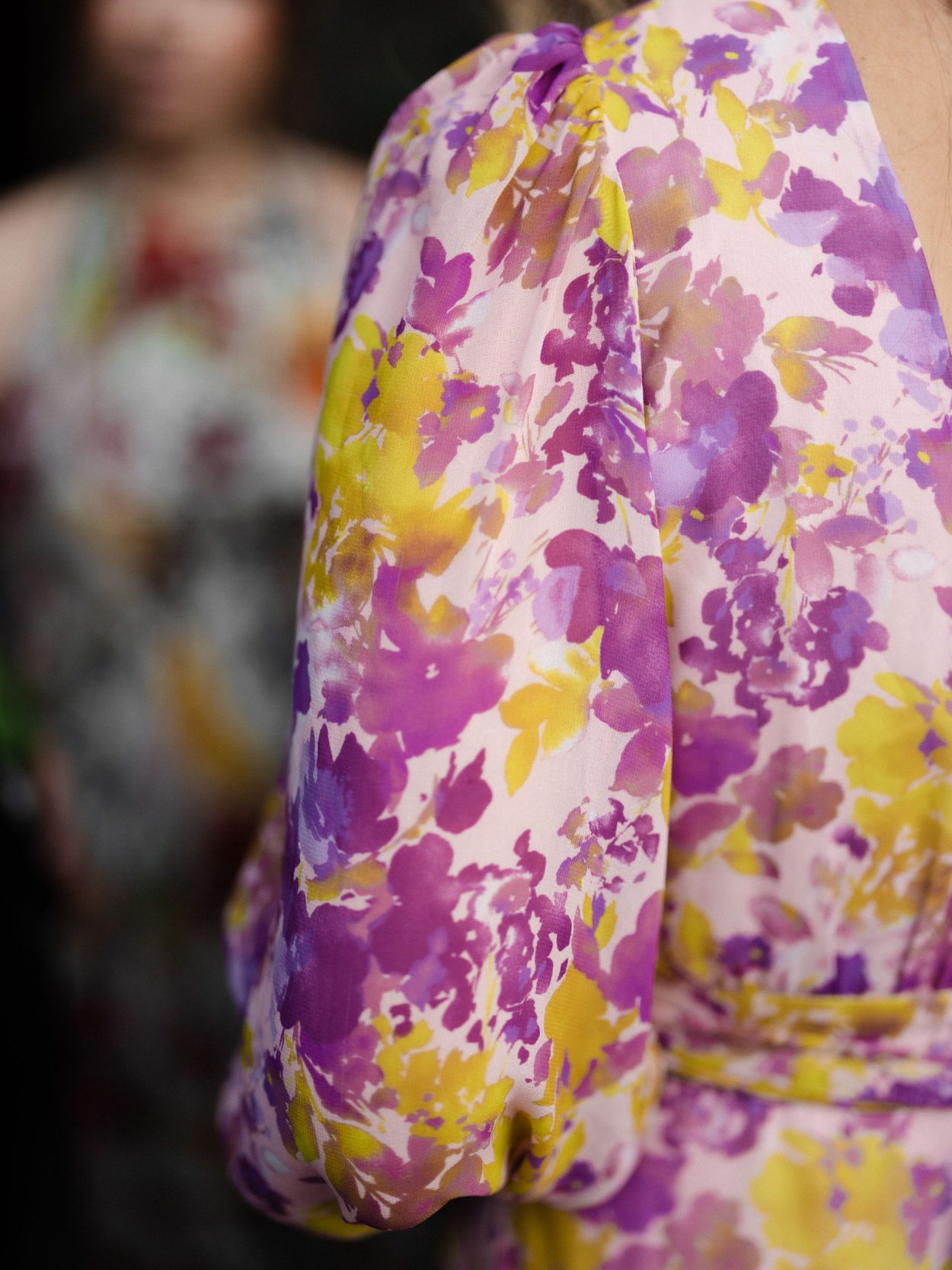 A stylish New York City wedding, rustic brick walls, velvet drapery, and golden candlelight, capturing the intimate, cinematic atmosphere of the iconic venue.